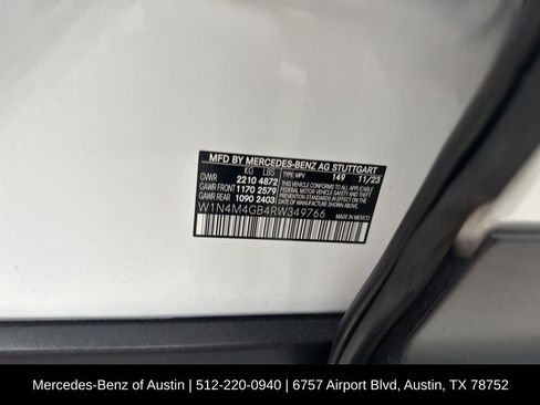 Used 2024 Mercedes-Benz GLB 250 image 31
