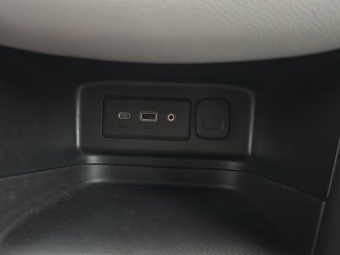 Used 2023 Chevrolet Equinox LS w/ LS Convenience Package image 35