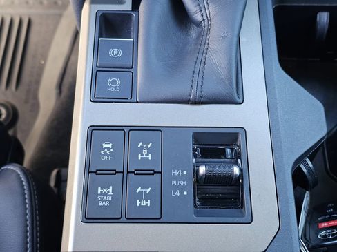 Used 2024 Toyota Land Cruiser image 29