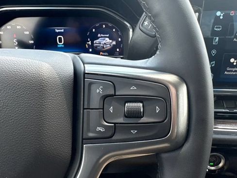 Used 2024 Chevrolet Silverado 1500 LT AWD/4WD image 31