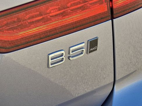 New 2026 Volvo V60 B5 Cross Country Plus w/ Protection Package Premier image 12