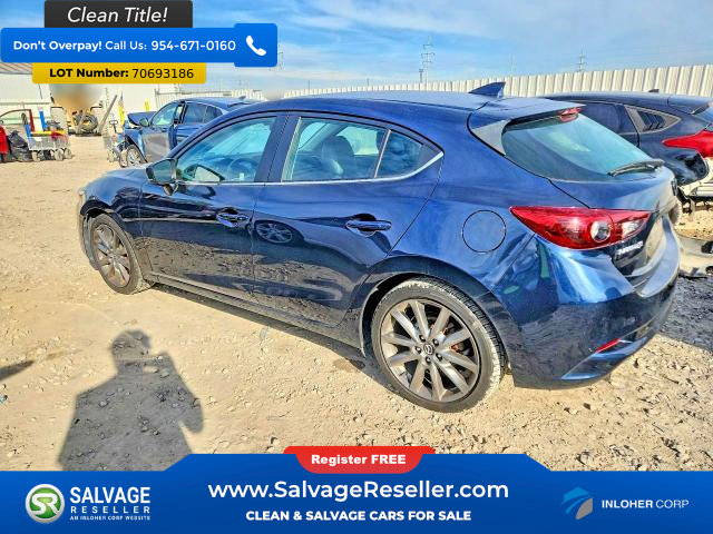 Used 2018 MAZDA MAZDA3 Grand Touring w/ Premium Equipment Package FWD image 3