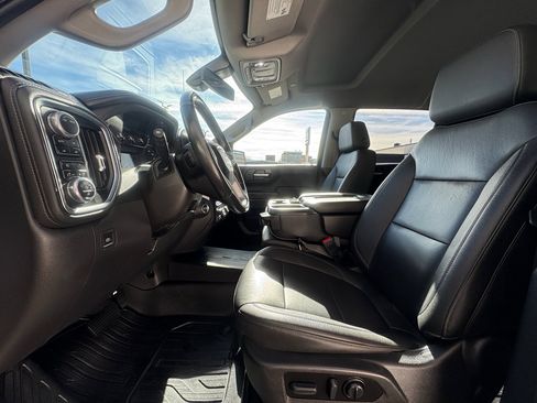 Used 2022 GMC Sierra 1500 SLT w/ Driver Alert Package II image 10