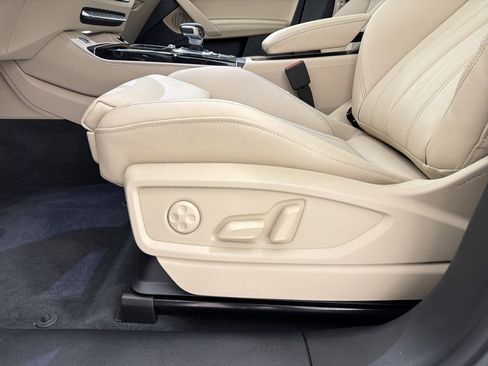 Certified 2025 Audi Q5 2.0T Premium Plus AWD/4WD image 13