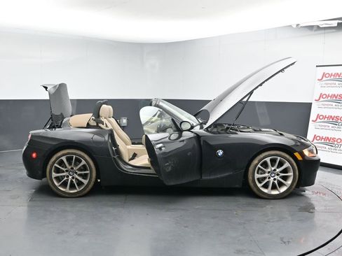 Used 2008 BMW Z4 3.0i image 27
