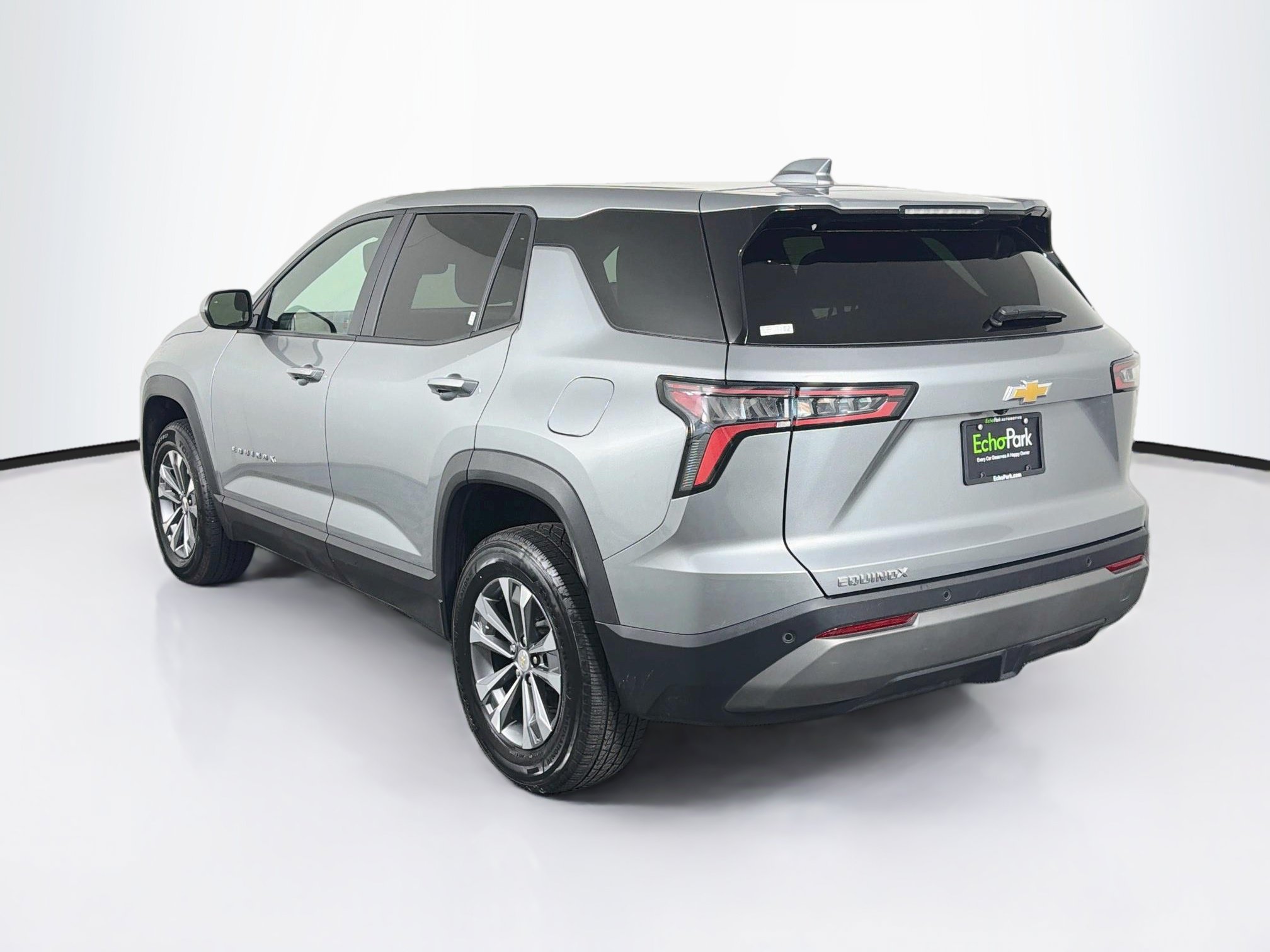 Used 2025 Chevrolet Equinox LT FWD image 5