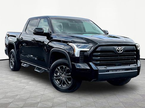 Used 2024 Toyota Tundra SR5 w/ SR5 Convenience Package AWD/4WD image 3