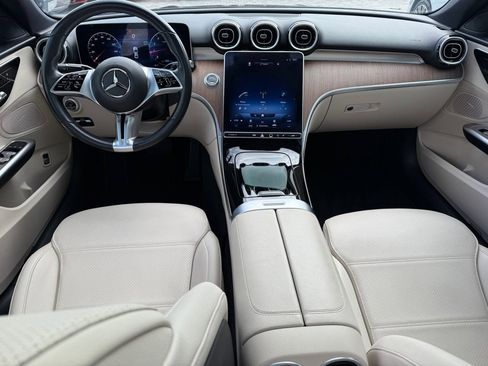 Used 2022 Mercedes-Benz C 300 Sedan image 9