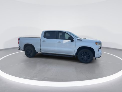 Used 2023 Chevrolet Silverado 1500 RST w/ Z71 Off-Road Package image 10