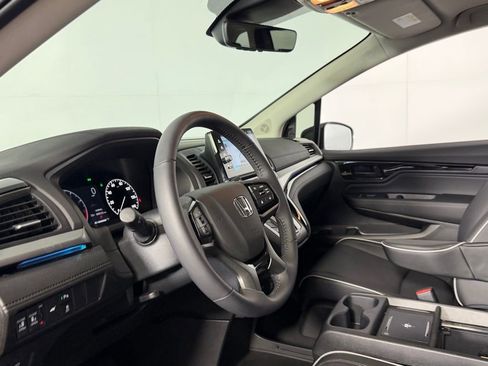 Used 2026 Honda Odyssey Touring image 16