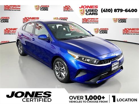 Used 2023 Kia Forte LXS image 1