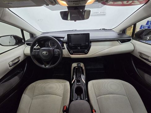 Used 2022 Toyota Corolla LE FWD image 19