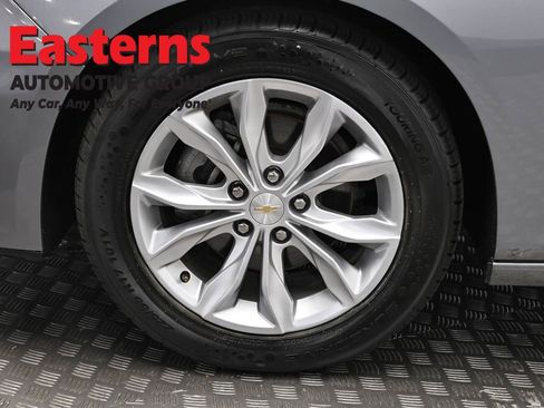 Used 2024 Chevrolet Malibu LT FWD image 32