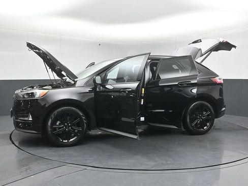 Used 2023 Ford Edge ST-Line w/ Class II Trailer Tow Package image 56
