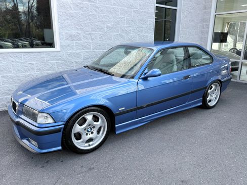 Used 1999 BMW M3 Coupe RWD image 2