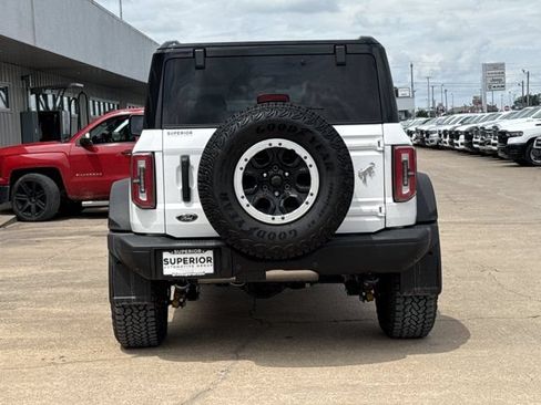 Used 2025 Ford Bronco Badlands AWD/4WD image 4