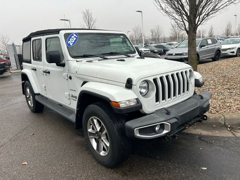 Used 2021 Jeep Wrangler Unlimited Sahara image 1