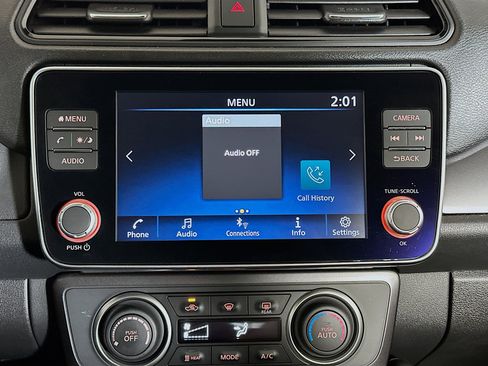 Used 2024 Nissan Leaf S FWD image 21