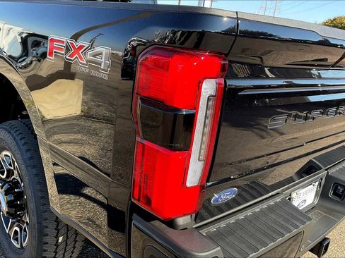 New 2026 Ford F350 Platinum w/ FX4 Off-Road Package image 14