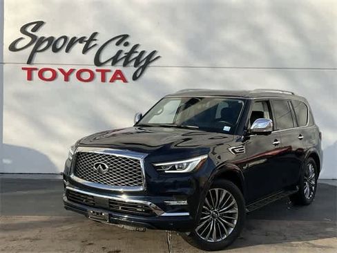 Used 2018 INFINITI QX80 w/ Deluxe Technology Package image 1