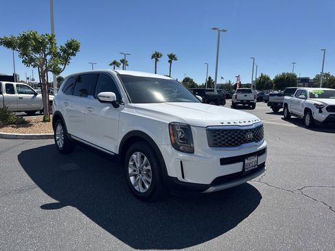 Used 2020 Kia Telluride LX FWD image 4