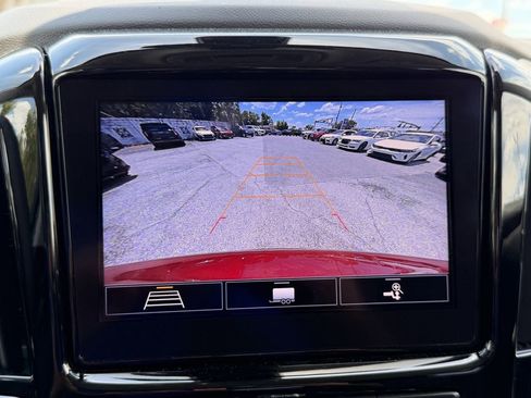 Used 2021 Chevrolet Traverse LT w/ LPO, Floor Liner Package AWD/4WD image 23