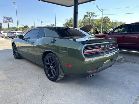 Used 2020 Dodge Challenger SXT w/ Plus Package RWD image 6