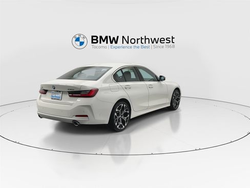 New 2026 BMW 330i xDrive Sedan w/ Convenience Package image 3