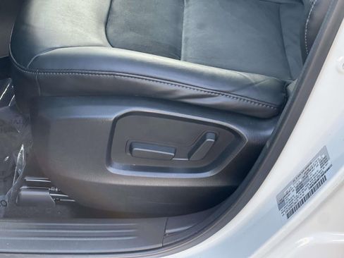 Used 2021 MAZDA CX-5 Touring image 13