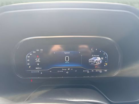 Used 2023 Chevrolet Suburban RST w/ Luxury Package AWD/4WD image 29
