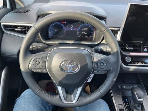 Certified 2026 Toyota Corolla Cross XLE w/ Convenience Package AWD/4WD image 19