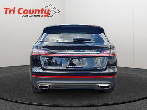 Used 2019 Lincoln Nautilus Reserve AWD/4WD image 7