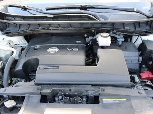 Used 2019 Nissan Murano Platinum w/ Cargo Package image 38