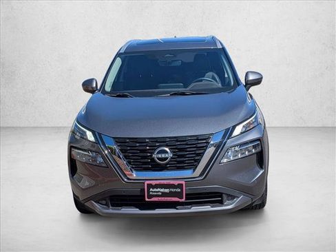 Used 2022 Nissan Rogue SL w/ SL Premium Package FWD image 2