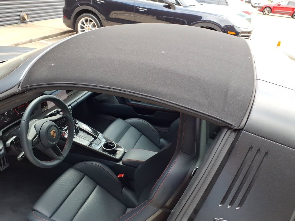 Certified 2026 Porsche 911 Targa 4 GTS AWD/4WD image 39