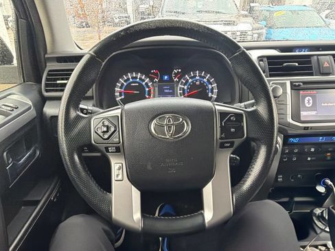 Used 2016 Toyota 4Runner Limited AWD/4WD image 11
