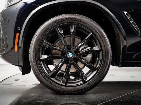 Certified 2025 BMW X4 xDrive30i w/ M Sport Package image 13