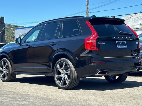 Used 2021 Volvo XC90 T8 R-Design w/ Advanced Package AWD/4WD image 6