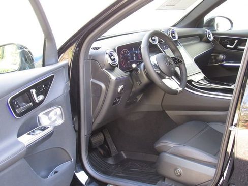 New 2026 Mercedes-Benz GLC 300 4MATIC image 8