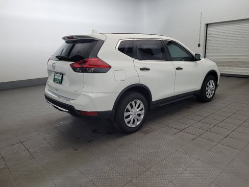 Used 2017 Nissan Rogue S AWD/4WD image 10