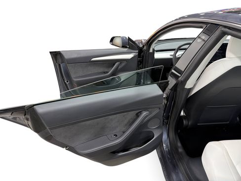 Certified 2023 Tesla Model 3 Standard Range RWD image 10