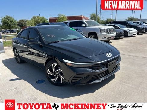 Used 2024 Hyundai Elantra SEL w/ Convenience Package image 1
