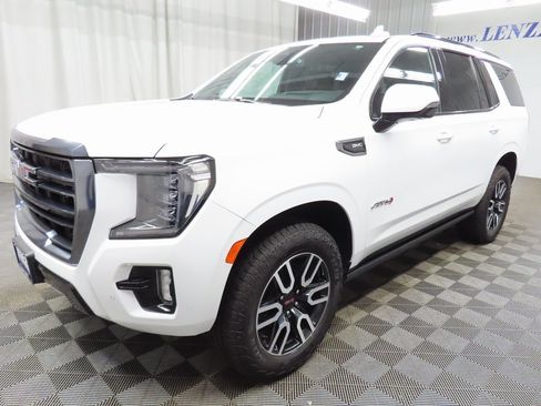 Used 2024 GMC Yukon AT4 image 6