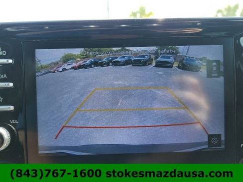 Used 2021 Kia Sorento LX FWD image 3