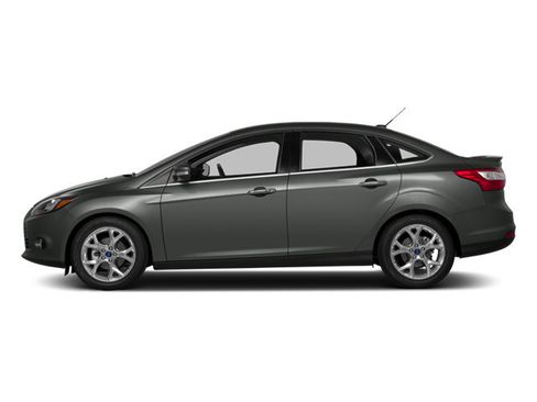 Used 2014 Ford Focus SE FWD image 3