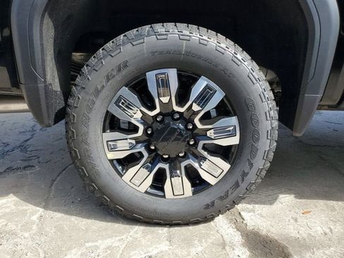 New 2026 GMC Sierra 2500 Denali image 6