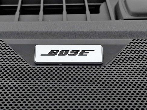 Certified 2025 GMC Canyon Denali image 25