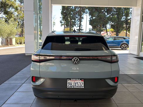 Certified 2023 Volkswagen ID.4 Pro S AWD/4WD image 4