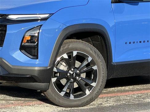 New 2026 Chevrolet Equinox RS image 8