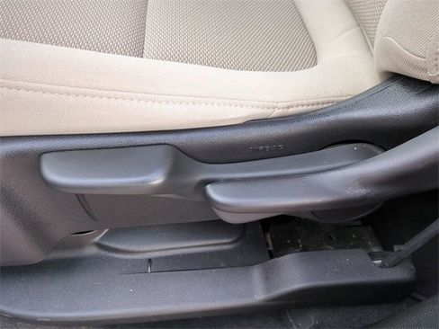 Used 2022 Chevrolet Traverse LS w/ Midnight/Sport Edition image 22